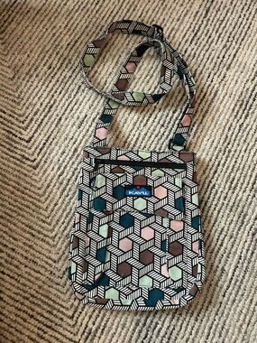 Kavu Keeper Geometric Crossbody Bag Multicolored